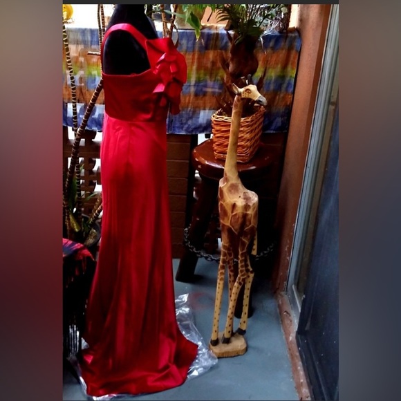 Cinderella Fashions Red Evening Gown - Picture 2 of 4